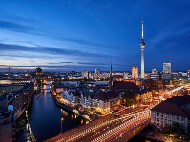 Rent office in Berlin